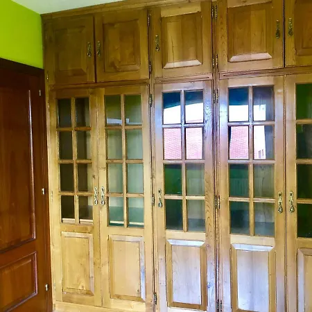 Holiday home Casa En Oviedo, Urbanizacion La Fresneda Oviedo